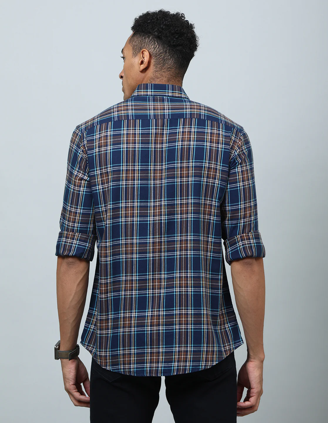Men Navy Blue and Brown Checked Casual Shirt - Image 3