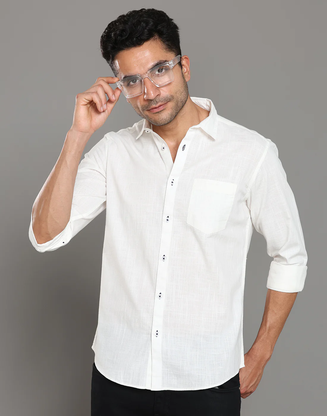 Men White Amsler Slub Solid Casual Shirt