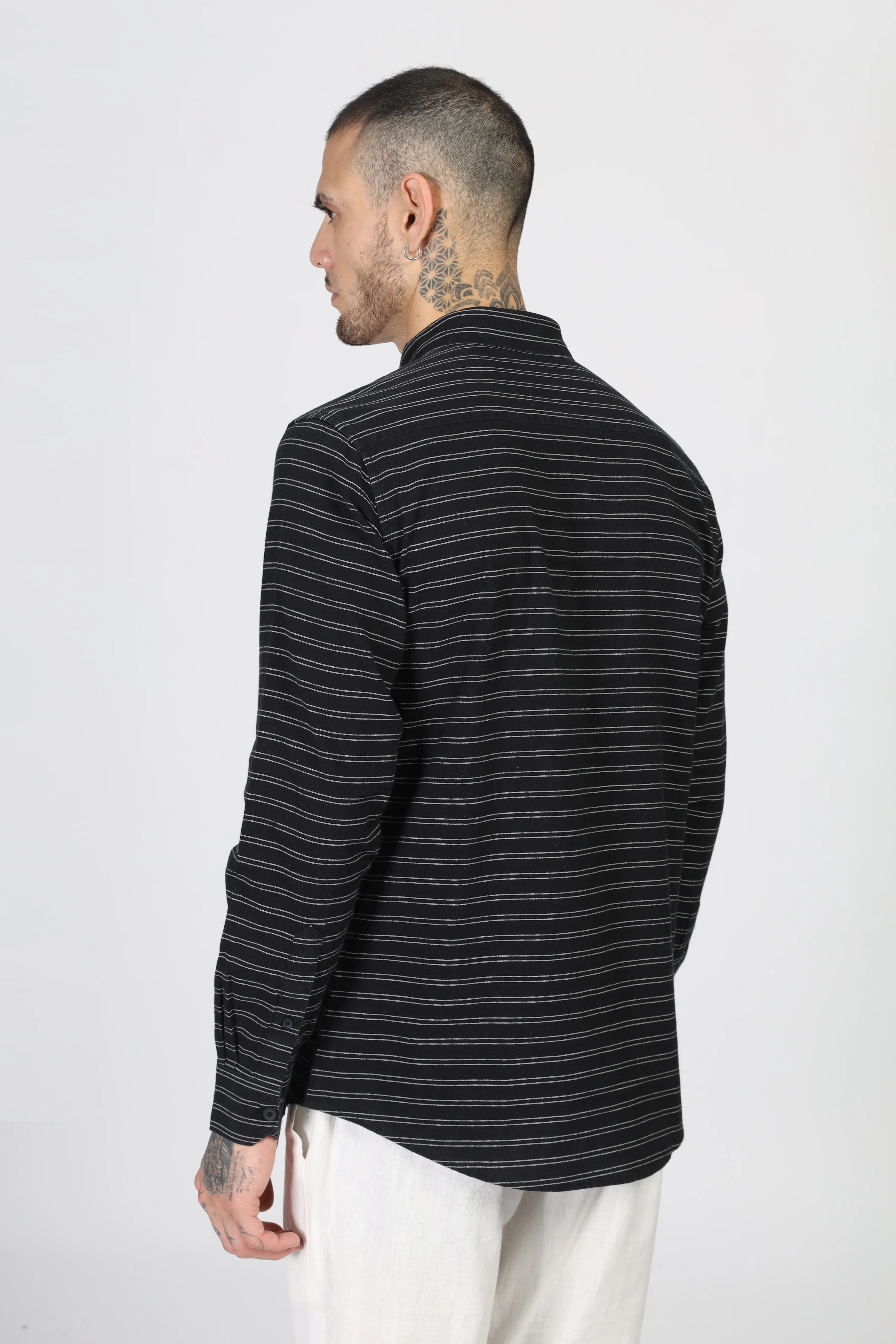 Uri Black Horizontal Stripe Full Sleeve Shirt - Image 3