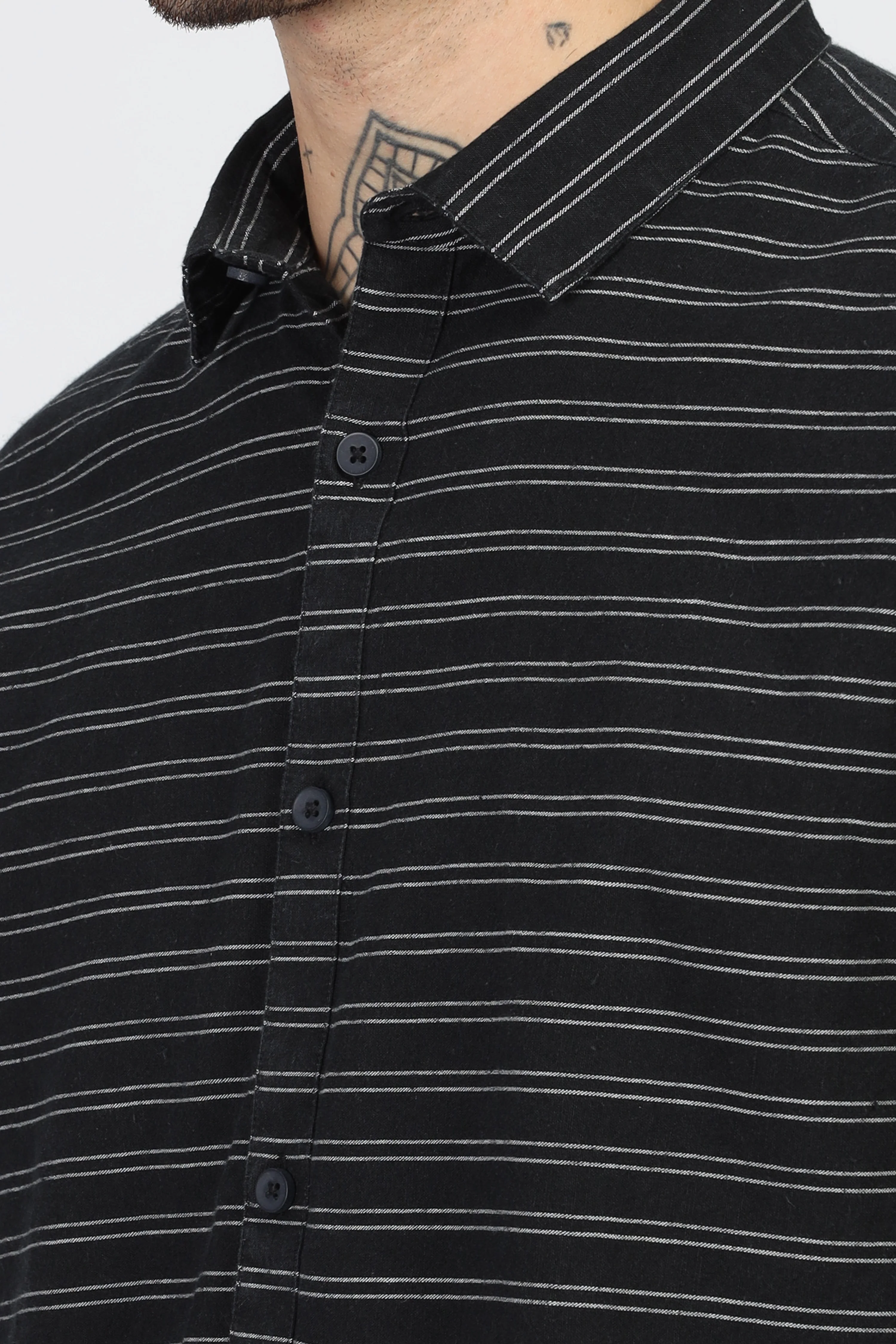 Uri Black Horizontal Stripe Full Sleeve Shirt - Image 8