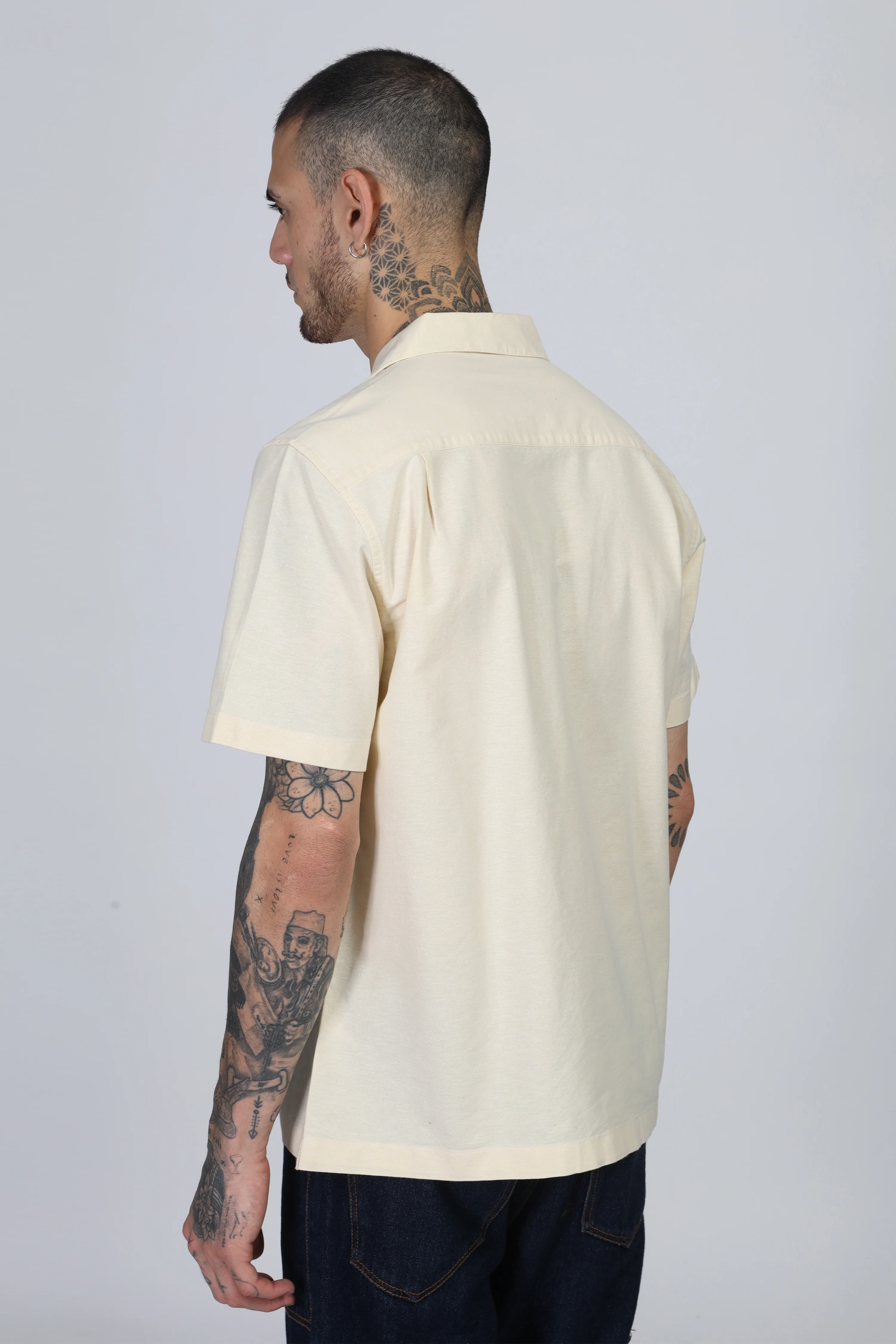 Uri Cuban Collar Yellow Oxford Shirt - Image 3