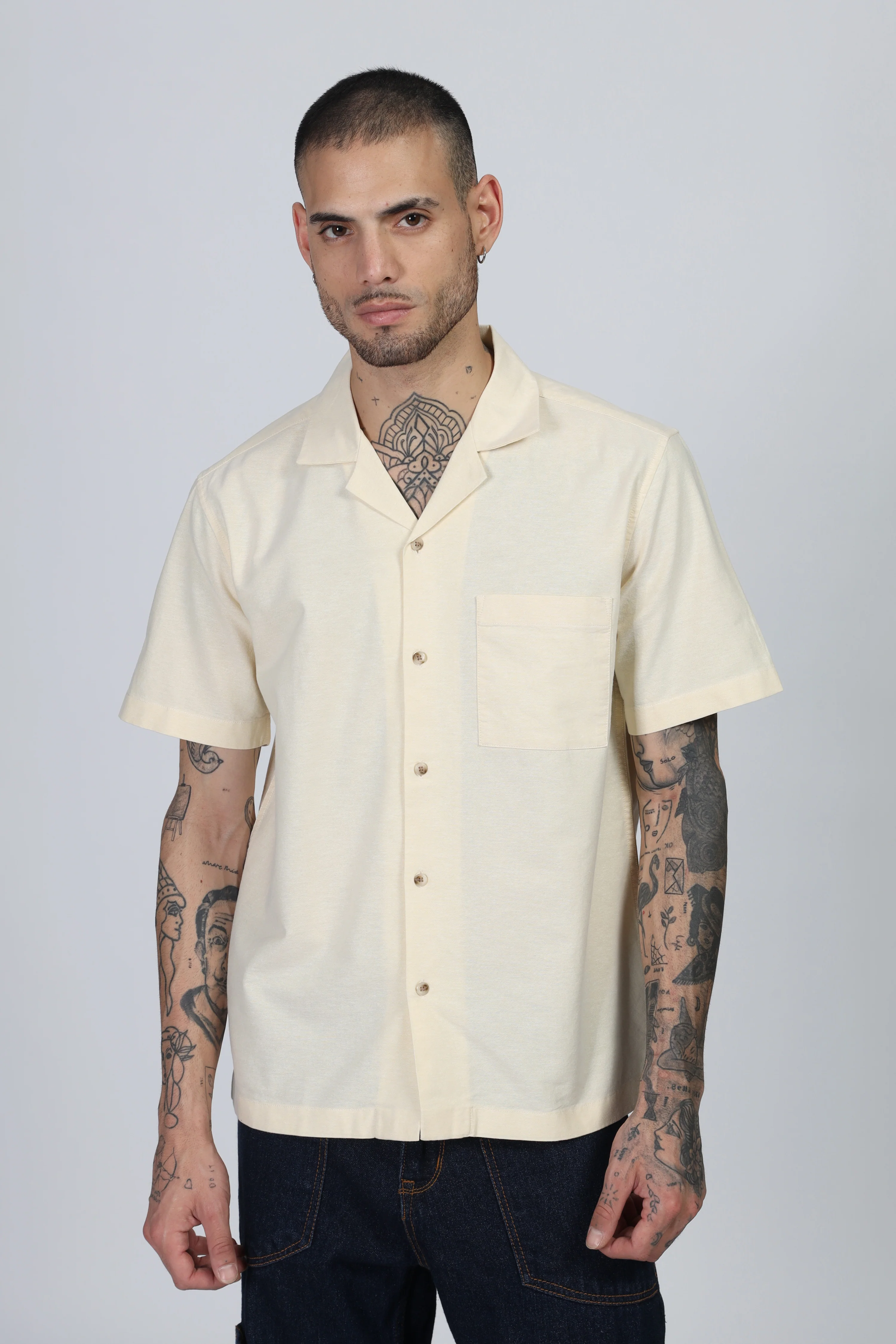 Uri Cuban Collar Yellow Oxford Shirt - Image 4