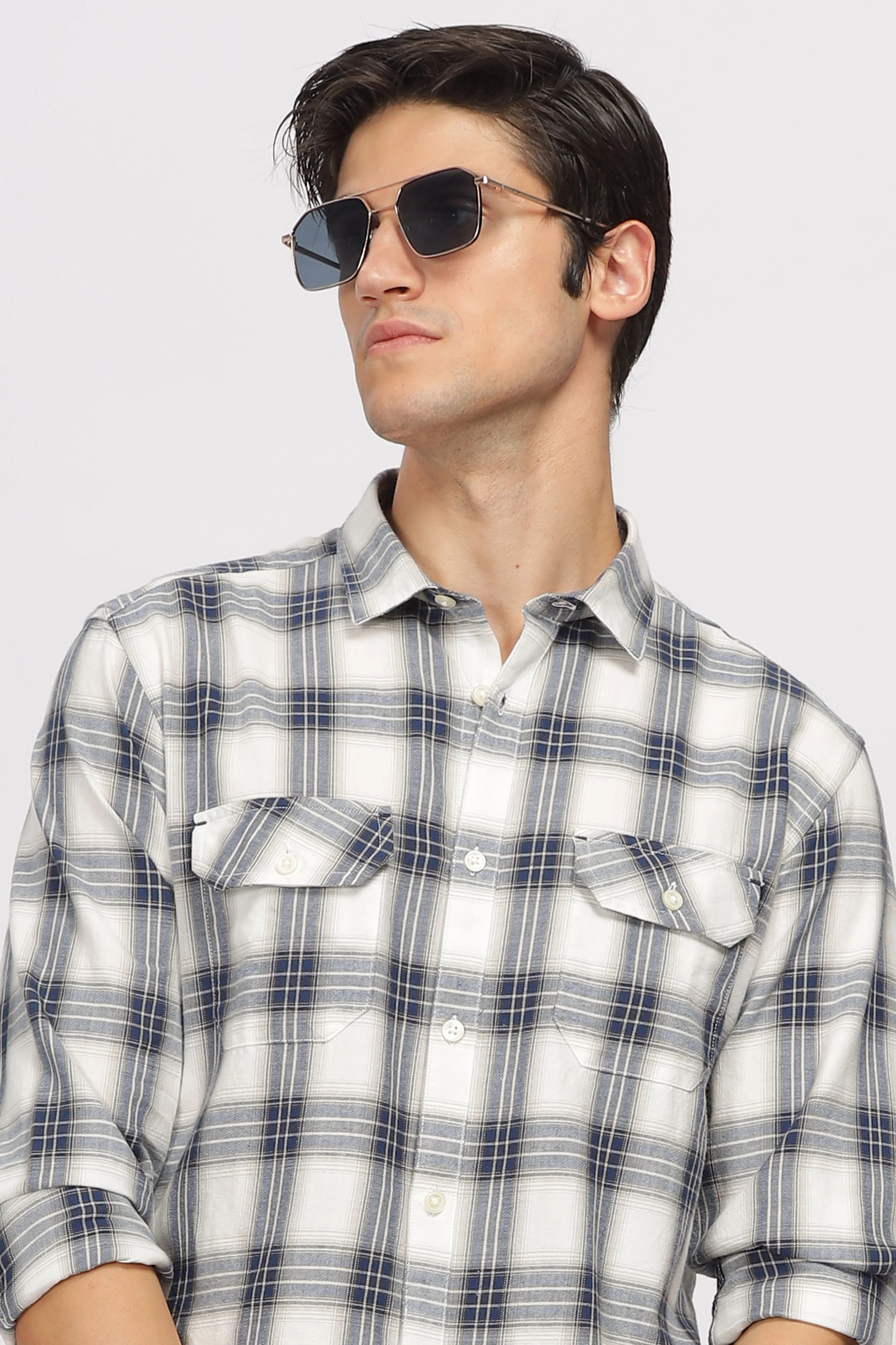 Uri Double Pocket Regular Fit Cotton Shirt - Image 4