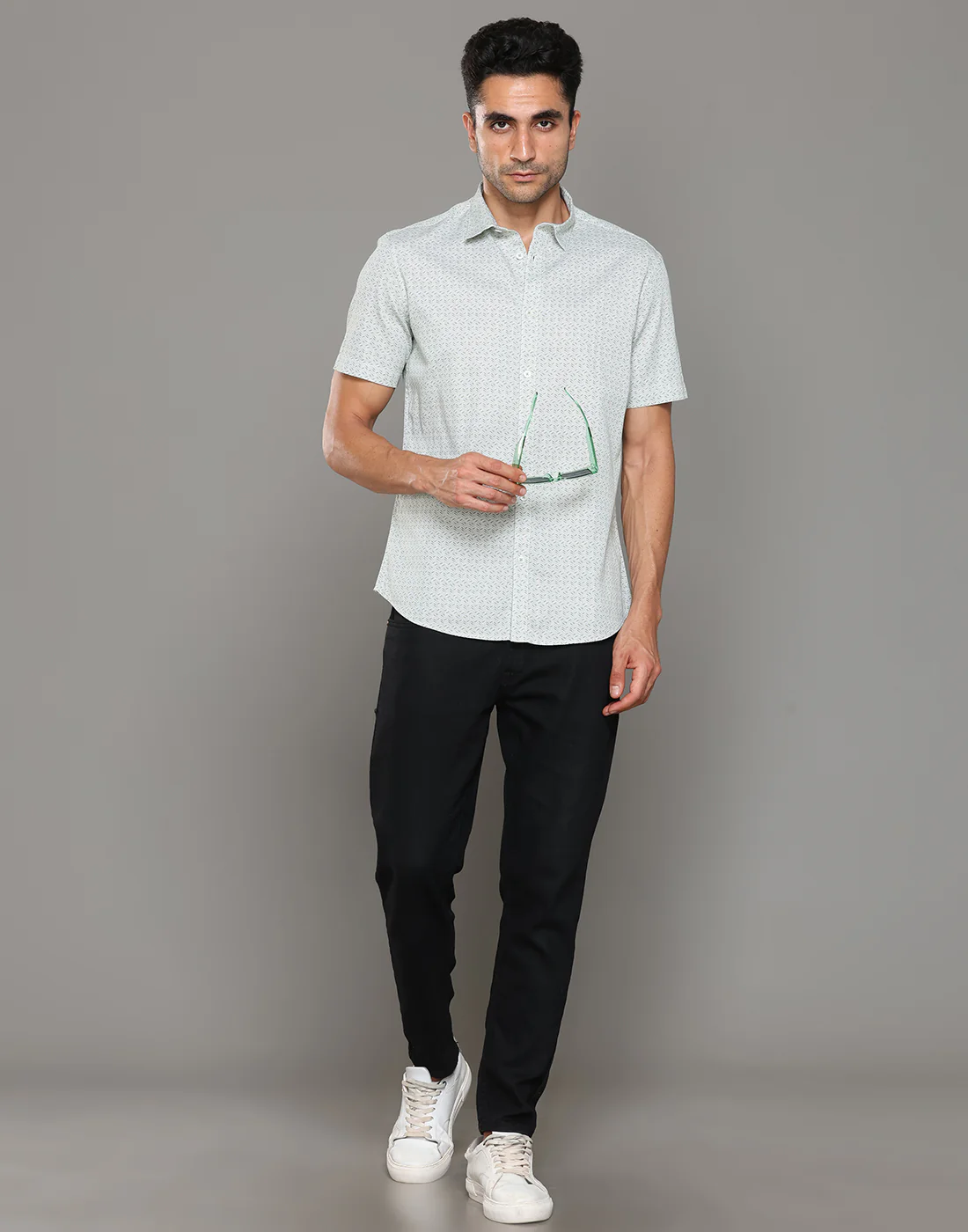 Uri Green Printed Short Sleeves Shirt - Image 5