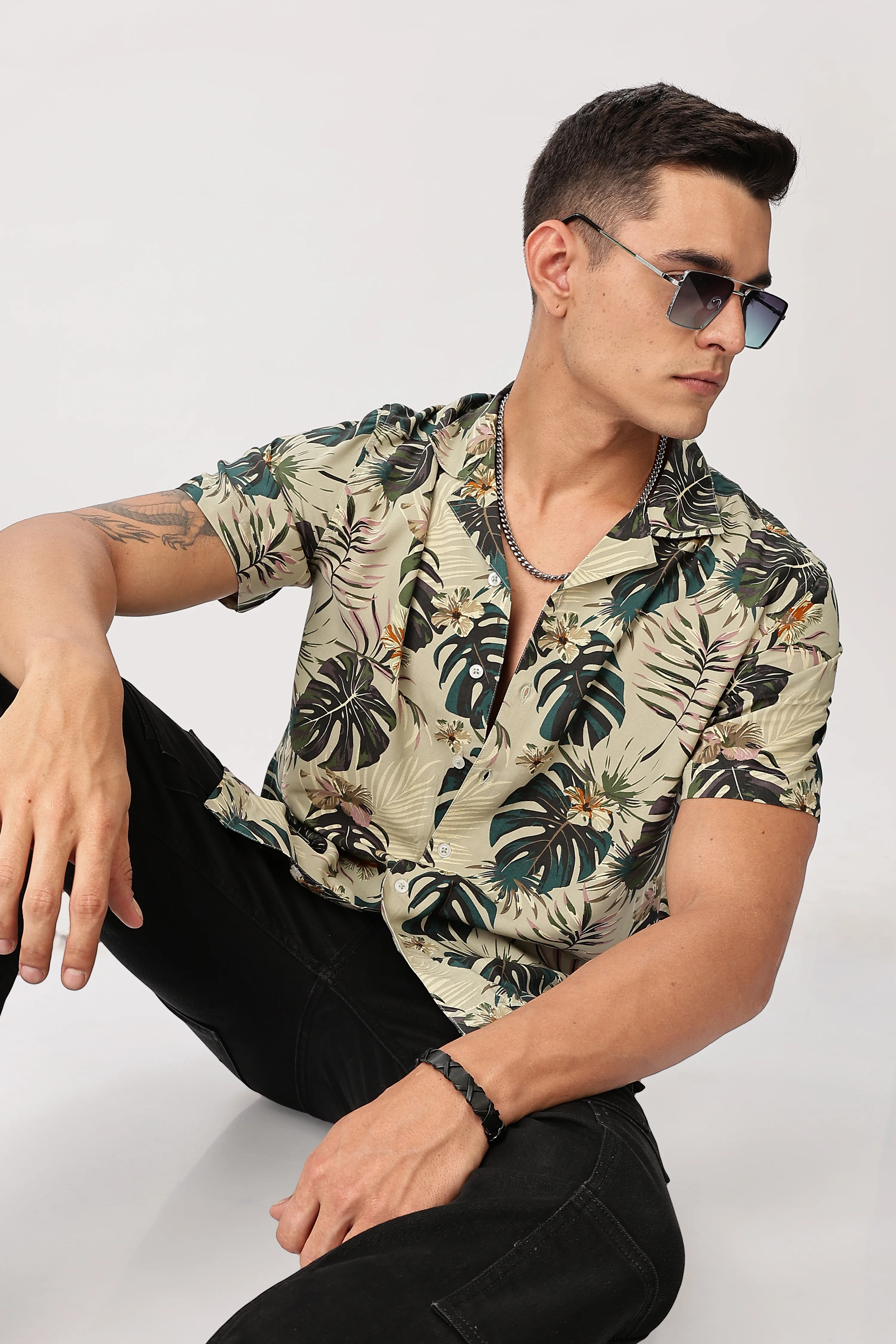 Uri Leaf Print Resort Collar Shirt - Image 2