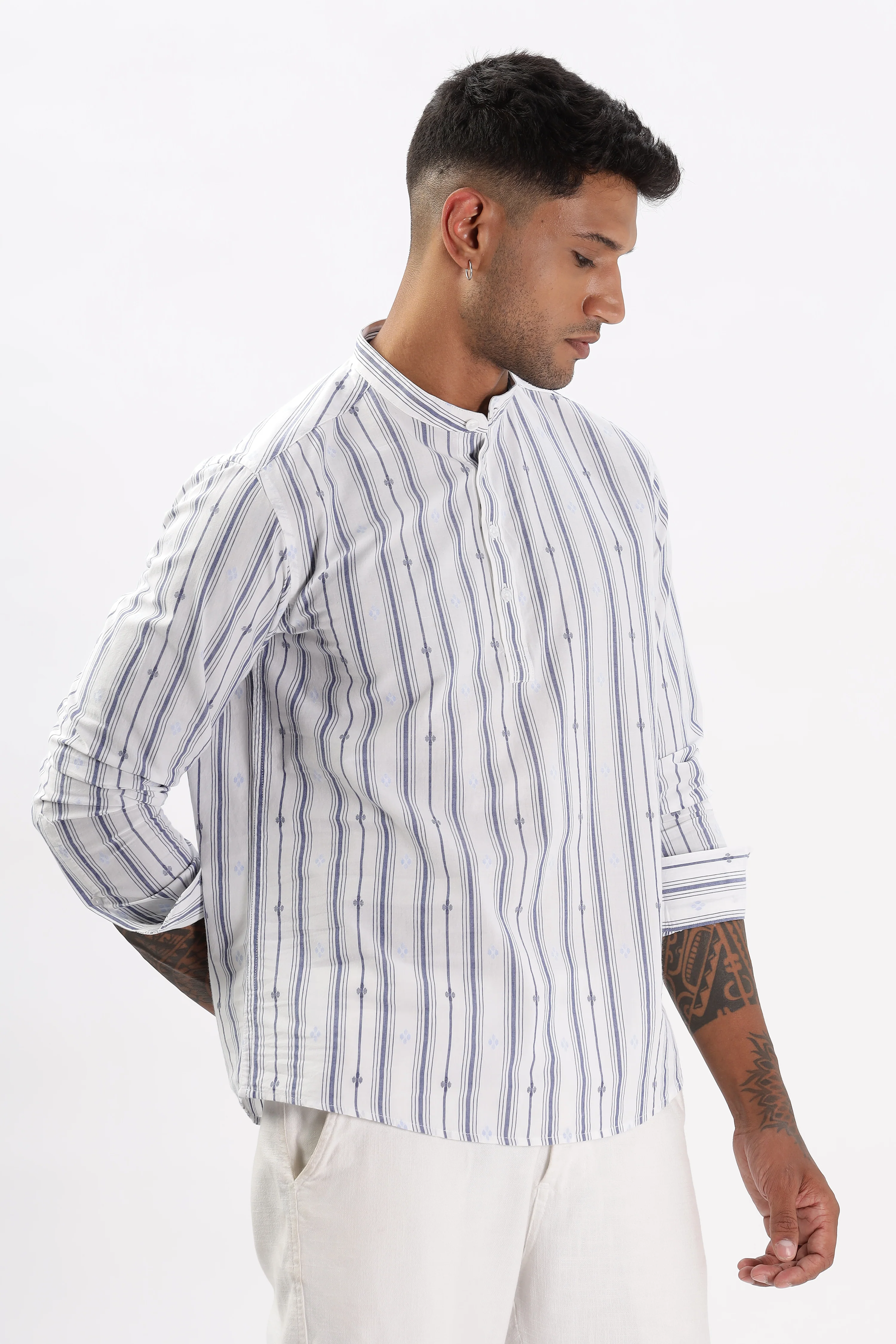 Uri White & Blue Dobby Striped Short Kurta - Image 3