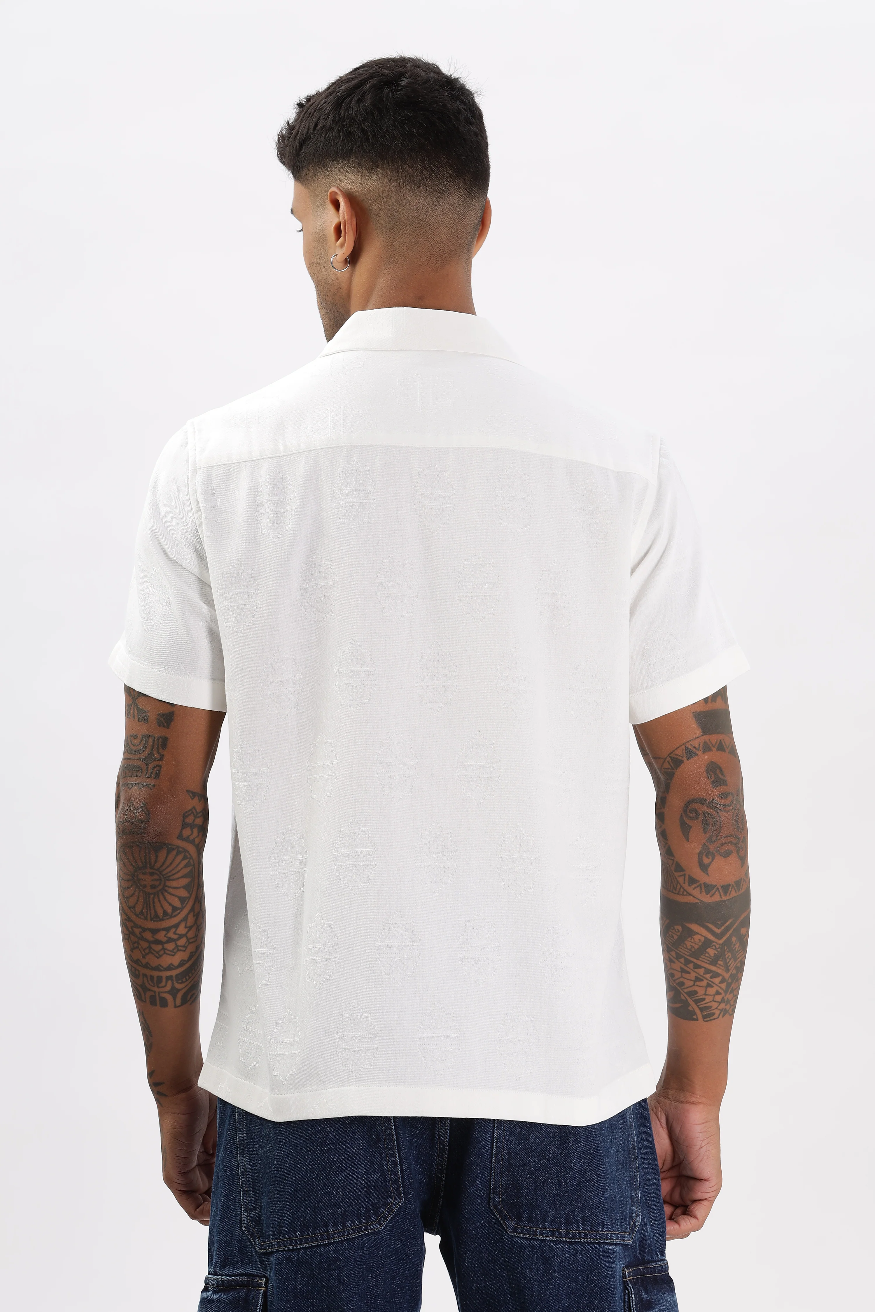 Uri White Jacquard Casual Cuban Collar Shirt - Image 3