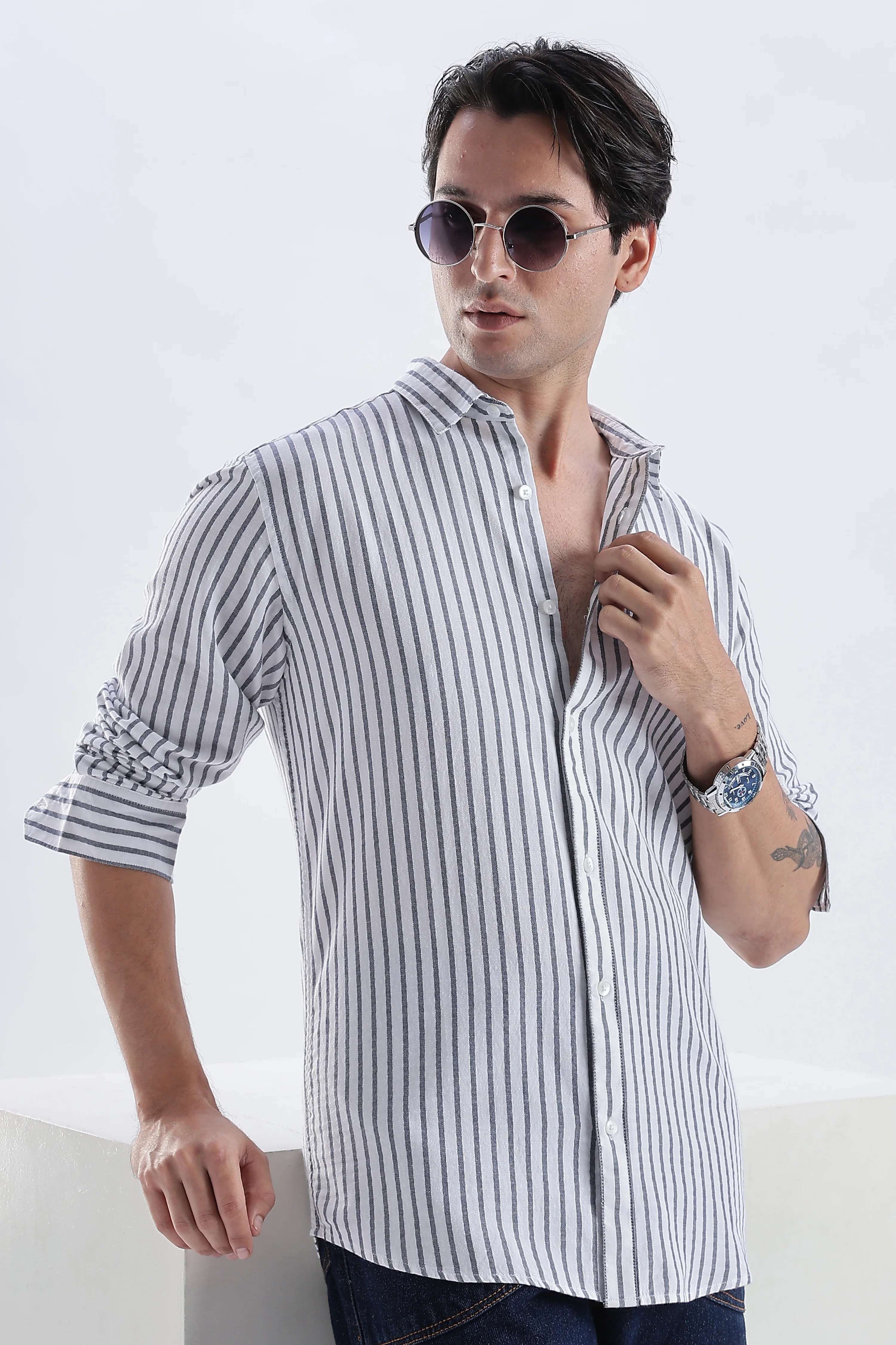 Uri White & Navy Vertical Striped Cotton Shirt - Image 6