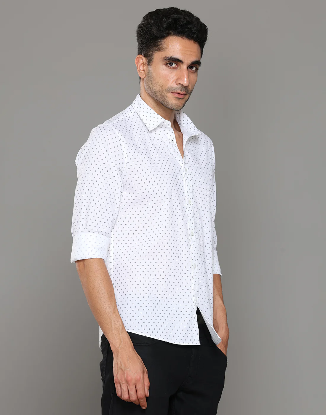 Uri White Printed Regular Fit Casual Shirt - Image 3